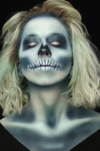 Shape and Strengthen the Jawline of Skull Makeup